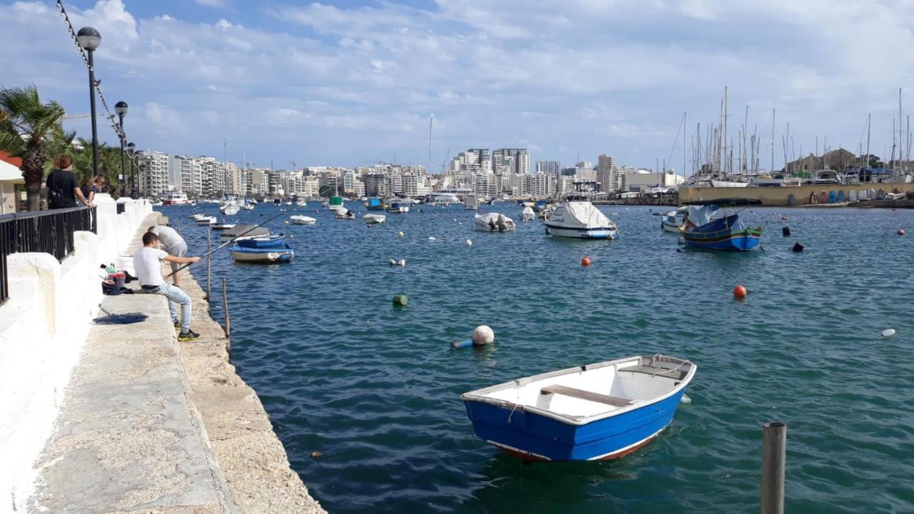 Shore Bridge 2* Gzira